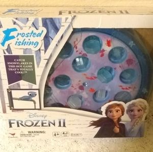 FROZEN 2 FROSTED FISHING BOARD GAME